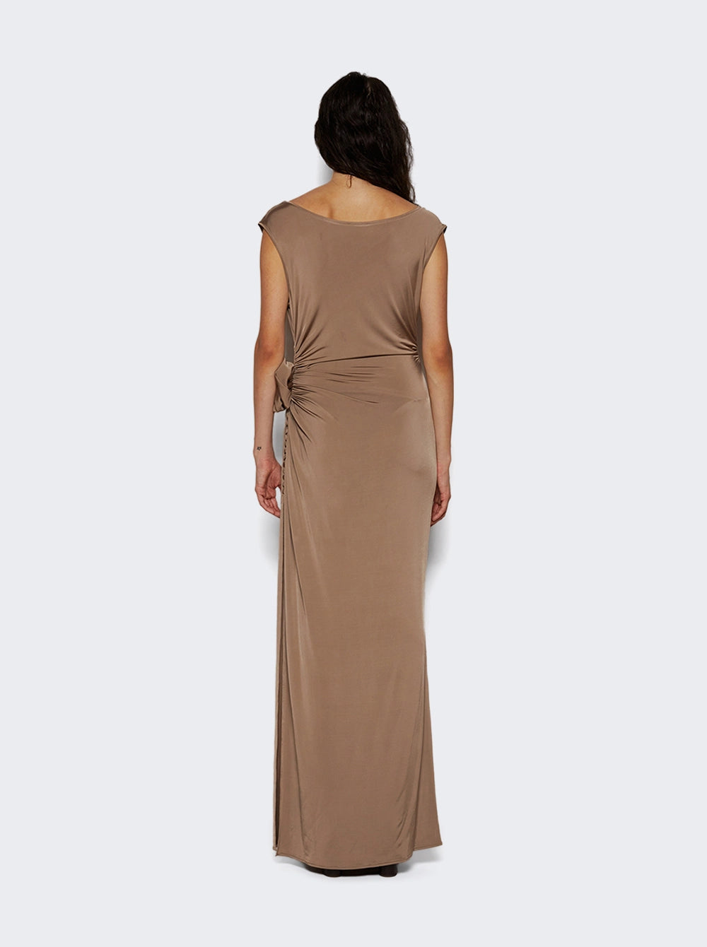 Add a touch of elegance to your wardrobe with the Cowl Neck Jersey Midi Dress by Magda Butrym! The jersey fit and cowl neck design create a flattering silhouette, while the high slit and flower detail add a touch of sophistication. Perfect for any occasion, this dress will make you feel confident and stylish.