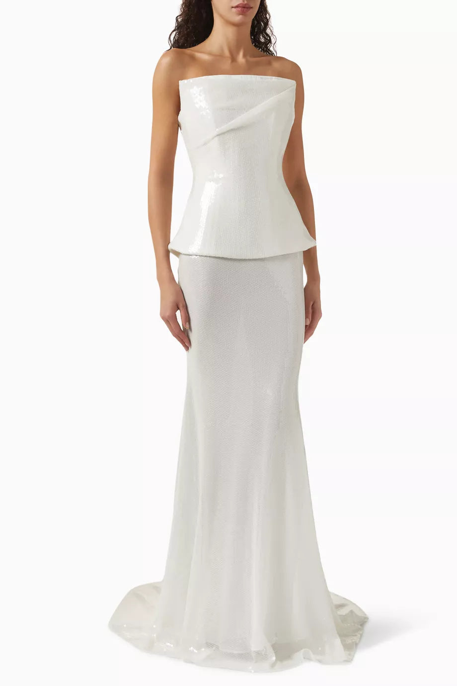 Make a statement in this Alex Perry sheer-skirt sequin-embellished gown. The corset bodice and stretch fabric will highlight your curves while the shimmering sequins add a touch of glamour. Perfect for galas and special occasions, all eyes will be on you. Elevate your style and serve up some drama!