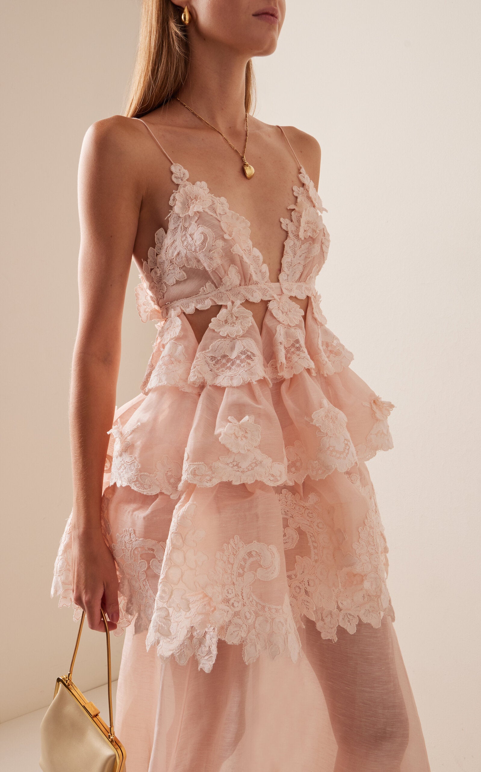 The Crush Embroidered Linen-Silk Maxi Dress from Nicky Zimmermann’s Resort ’25 collection blends timeless ’80s-inspired romance with modern sophistication. Crafted from luxurious linen-silk, this dress features intricate embroidery that adds delicate texture and charm. Its flowing silhouette enhances elegance while offering comfortable wear, making it perfect for memorable moments or special occasions where you want to make a lasting impression. 