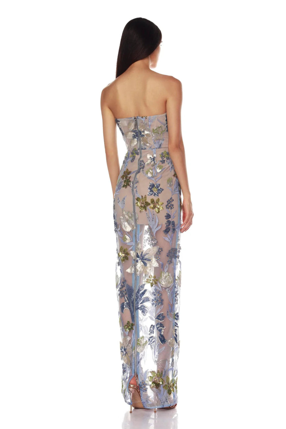 Embrace effortless elegance with the Dahlia Baby Blue Multi Maxi Dress by Bronx and Banco. Featuring a strapless design and a full-length silhouette, this dress drapes beautifully for a graceful, flowing look. The dual-ended zipper at the back ensures a flawless fit and easy wear, making it perfect for both casual and special occasions. Its soft, dreamy hues add a touch of versatility to your wardrobe, ideal for capturing timeless style wherever you go.