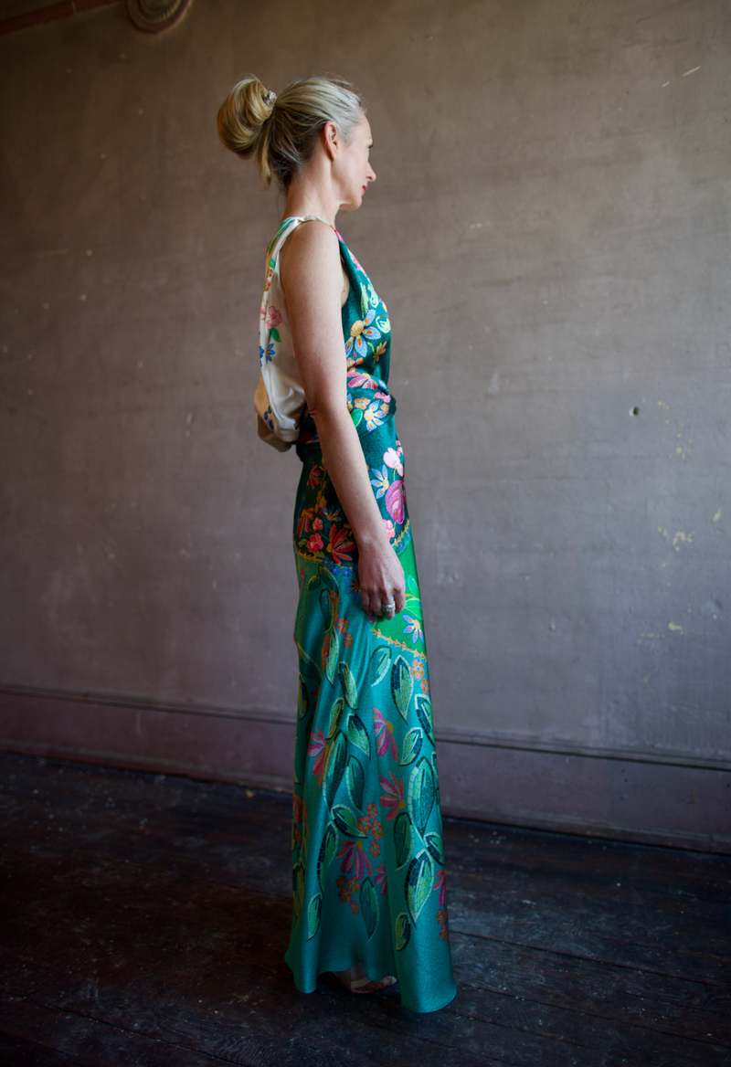 Elevate your style with the Gwen Dress in Terrazzo by Saloni, designed with a flattering twist waist that enhances your silhouette. The classic crew neckline and straight skirt create a sleek, sophisticated look perfect for any occasion. This dress blends modern elegance with comfortable wear, making it an effortless choice to stand out gracefully.