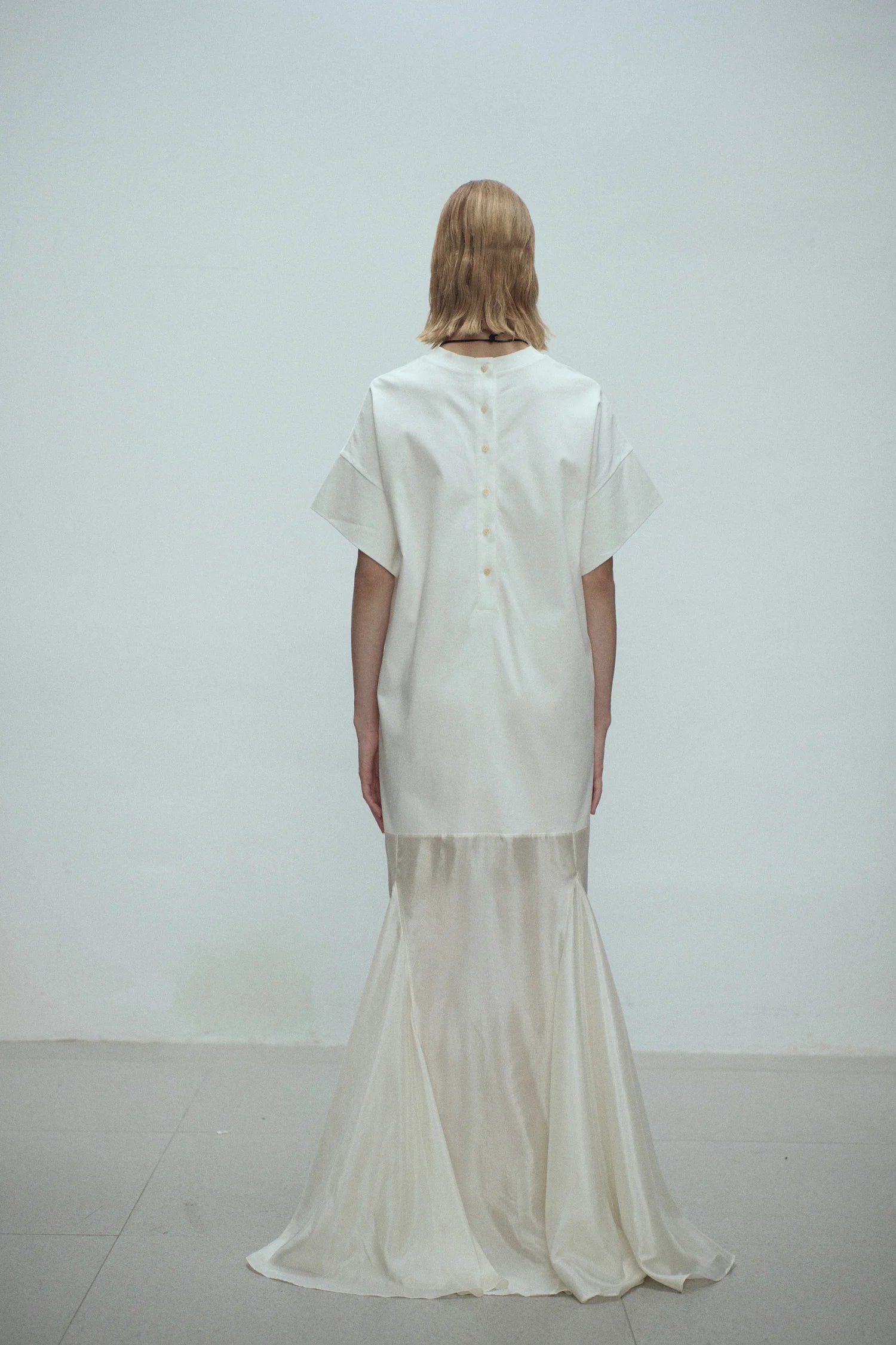 Experience effortless elegance with the Irene Oversized Flared Dress by Viktoria Chan. Its flowing silhouette and generous fit provide all-day comfort while flattering every figure. Perfect for any occasion, this dress combines stylish flair with a relaxed vibe, making it an essential piece for your wardrobe. Elevate your look with ease and confidence in the Irene Oversized Flared Dress.