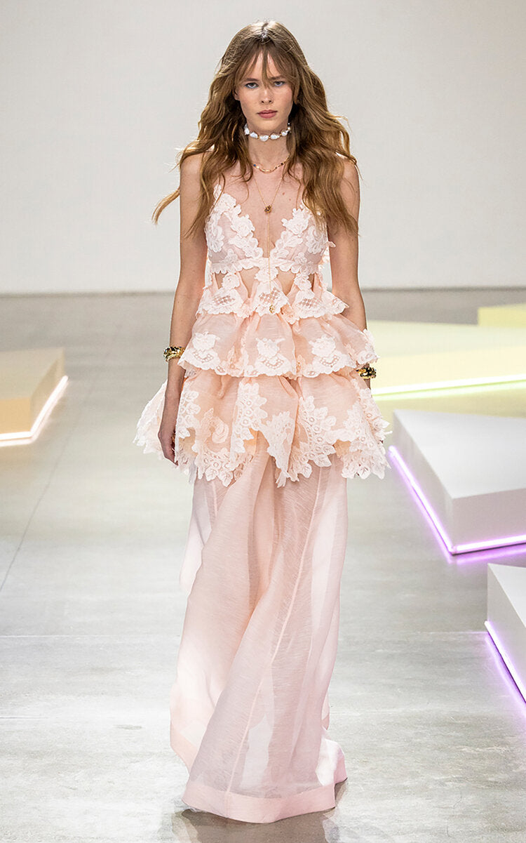 The Crush Embroidered Linen-Silk Maxi Dress from Nicky Zimmermann’s Resort ’25 collection blends timeless ’80s-inspired romance with modern sophistication. Crafted from luxurious linen-silk, this dress features intricate embroidery that adds delicate texture and charm. Its flowing silhouette enhances elegance while offering comfortable wear, making it perfect for memorable moments or special occasions where you want to make a lasting impression. 