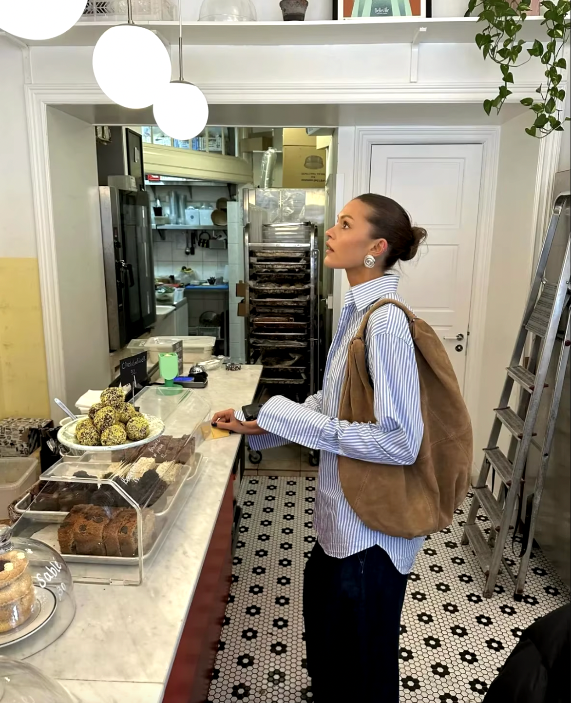 Elevate your everyday style with the Griffin Striped Shirt by Frankies Bikinis. Crafted with crisp poplin fabric and featuring an oversized fit and classic collar, this shirt exudes sophistication and luxury. Complete your look by pairing it with the matching Daisy pant in Midnight Stripe.