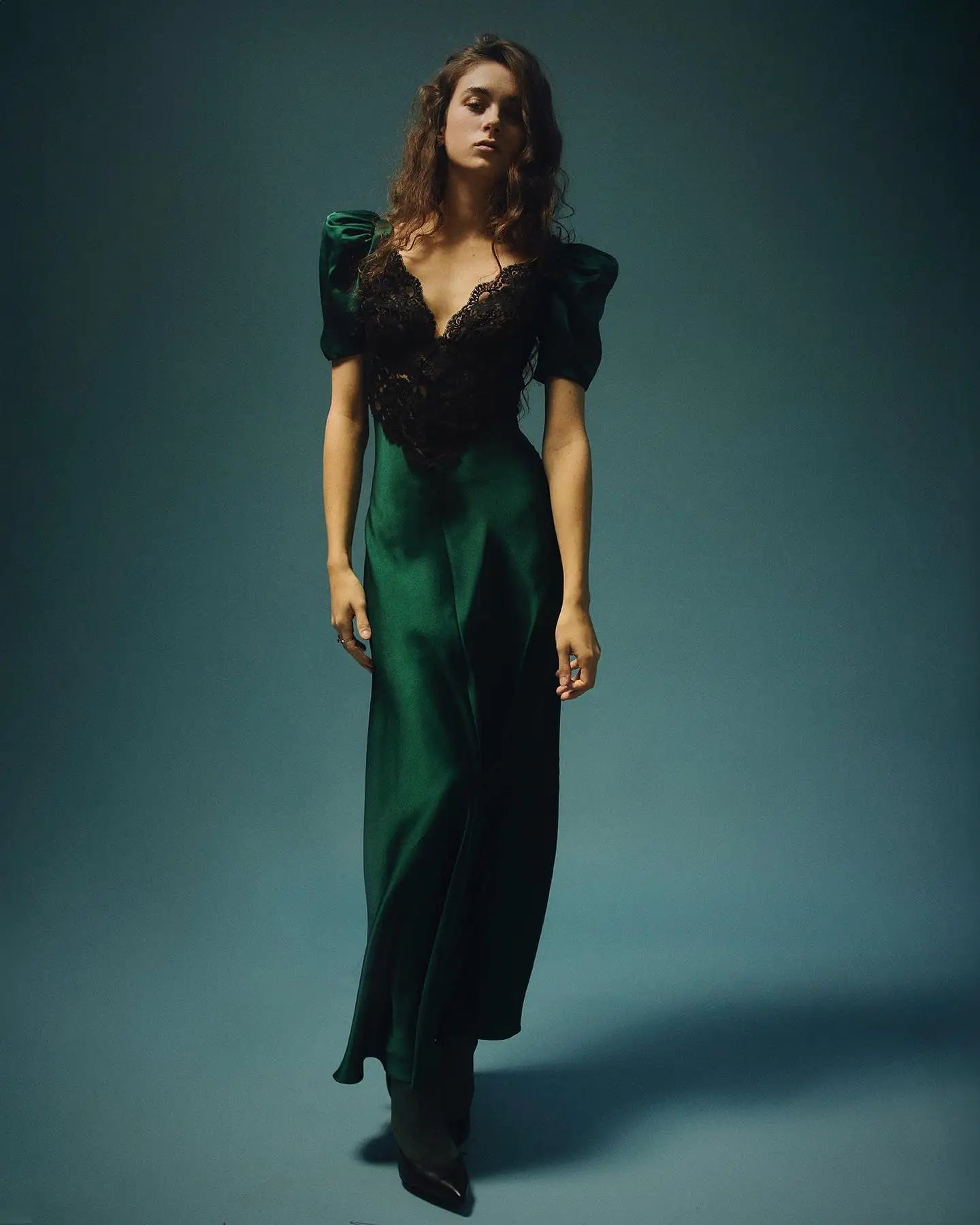 Expertly crafted by Rodarte, this Women's Green Silk Lace Long Dress boasts a stunning design and elegant silhouette. Made of luxurious silk, this dress features delicate lace detailing that adds a touch of femininity. Perfect for any formal occasion, this dress is a must-have for any fashion-forward woman.