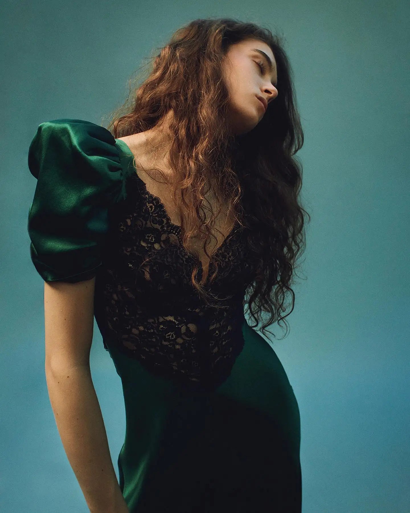 Expertly crafted by Rodarte, this Women's Green Silk Lace Long Dress boasts a stunning design and elegant silhouette. Made of luxurious silk, this dress features delicate lace detailing that adds a touch of femininity. Perfect for any formal occasion, this dress is a must-have for any fashion-forward woman.