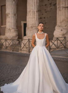 Toreras, monos y vestidos de la marca Mademoiselle Lola, descuento del